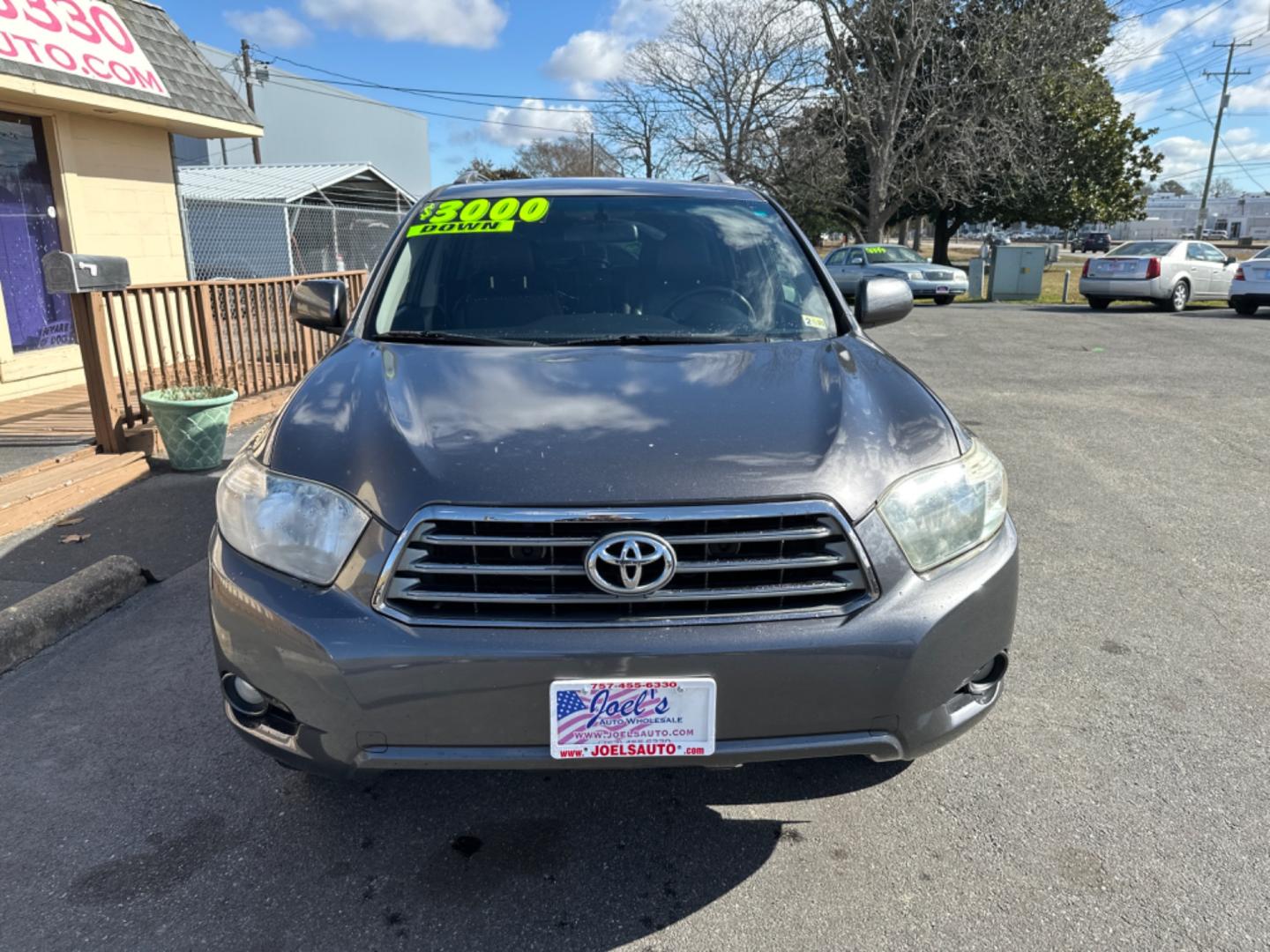 2008 Gray Toyota Highlander (JTEES43A982) , Automatic transmission, located at 5700 Curlew Drive, Norfolk, VA, 23502, (757) 455-6330, 36.841885, -76.209412 - Photo#3